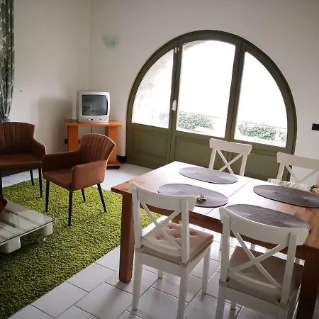 Hermanno Apartment Luino